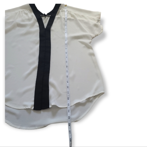 Express Ivory White Chiffon Top - Picture 7 of 9